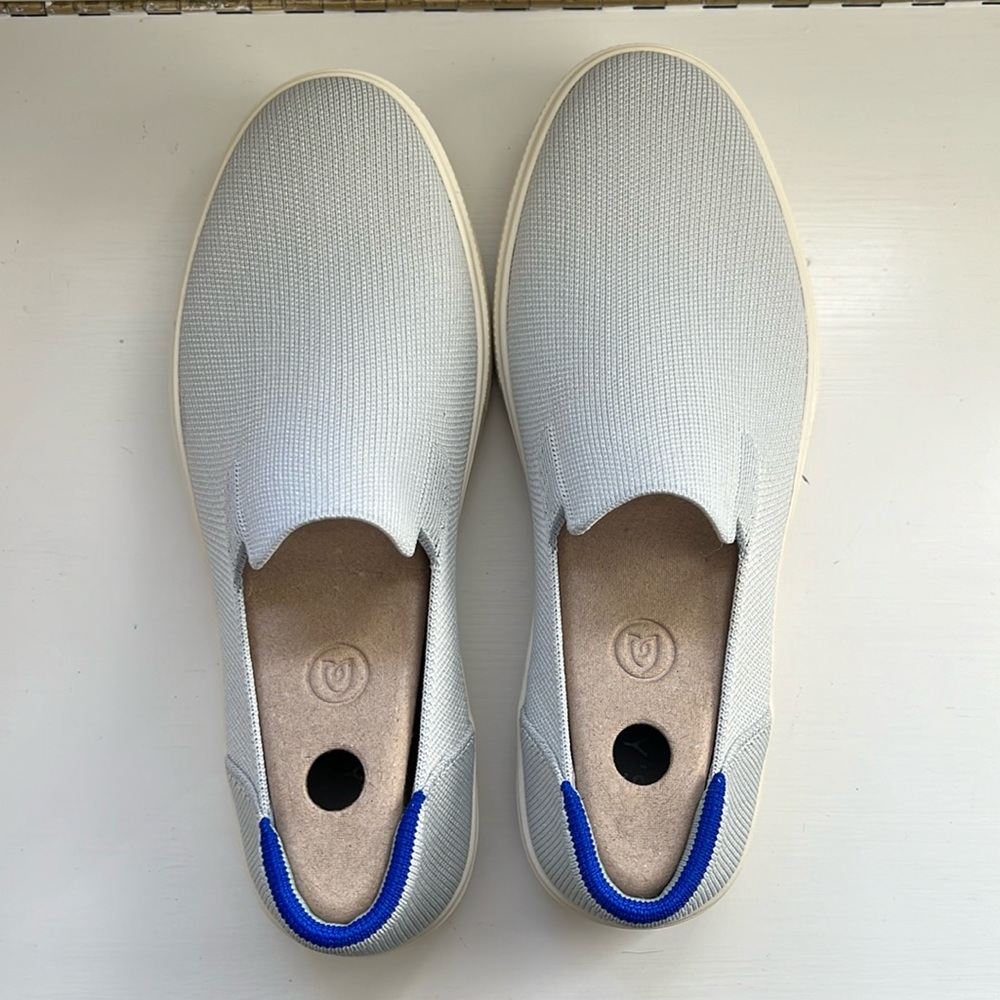 Rothy’s ash colored low top sneaker